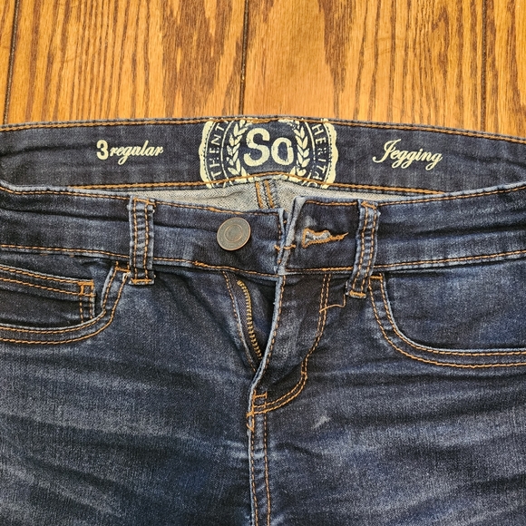 *SOLD* SO brand jeggings size 3 regular - Picture 3 of 3